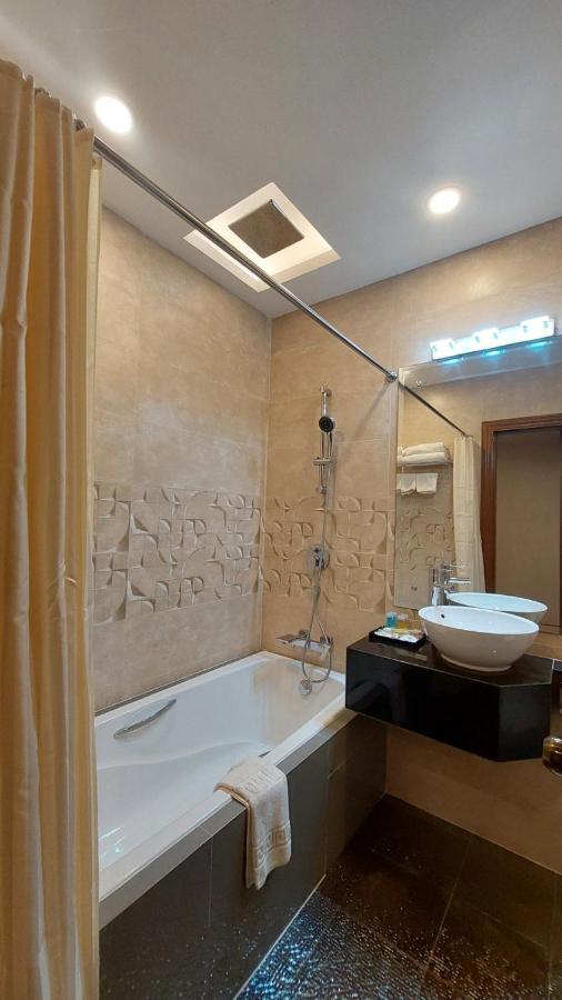 Hotel Grand Galaxy Yangon Exterior foto